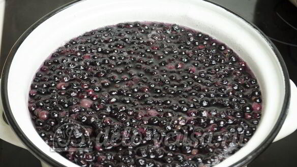 ШАГ 4. компот из черники