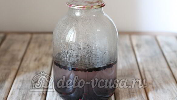 ШАГ 2. компот из черной смородины