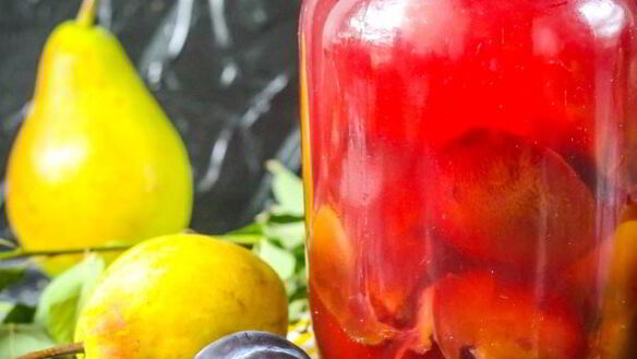 ШАГ 16. компот из груш и слив на зиму