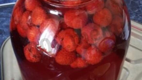 ШАГ 7. компот из клубники на зиму