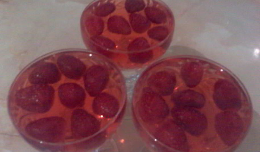 Рецепт компот из клубники