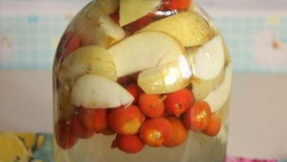 ШАГ 5. компот из шиповника и яблок на зиму