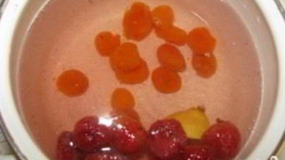 ШАГ 2. компот из сухофруктов и ягод