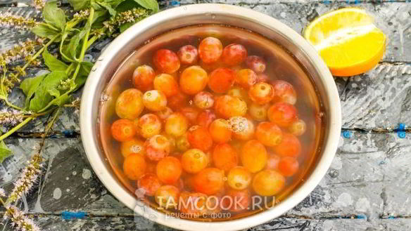 ШАГ 8. компот из винограда кишмиш на зиму