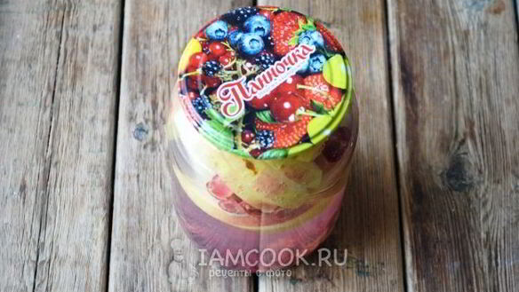 ШАГ 10. компот из яблок и вишни