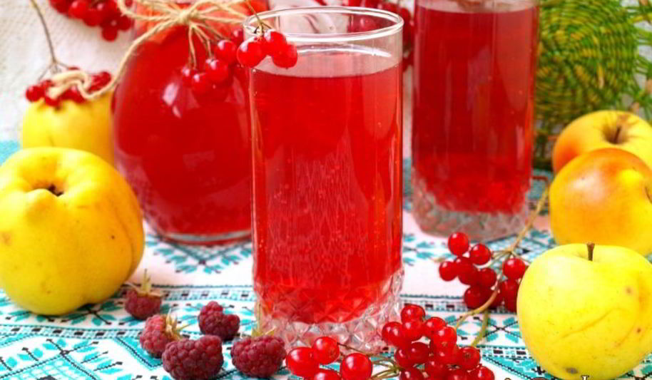 Рецепт компот с яблоками, малиной, калиной и айвой