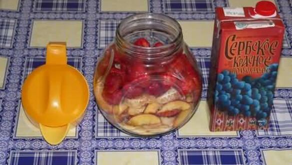 ШАГ 25. слабоалкогольный компот