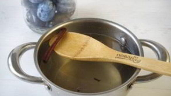 ШАГ 2. сливовый компот