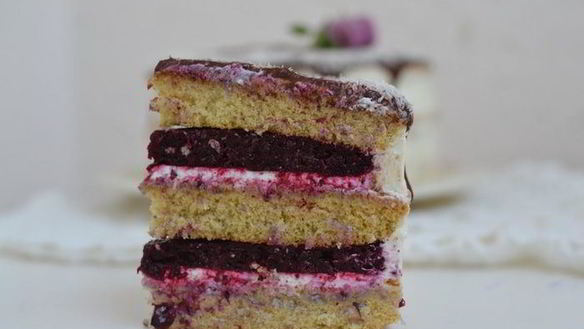 ШАГ 16. ванильный торт с ягодным компоте