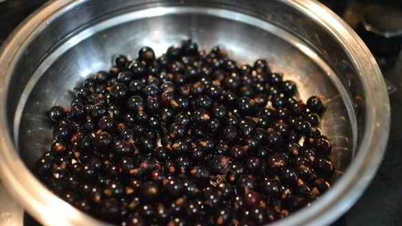 ШАГ 9. ванильный торт с ягодным компоте