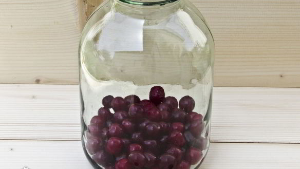 ШАГ 4. вишневый компот с черной смородиной на зиму
