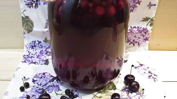 ШАГ 9. вишневый компот с черной смородиной на зиму