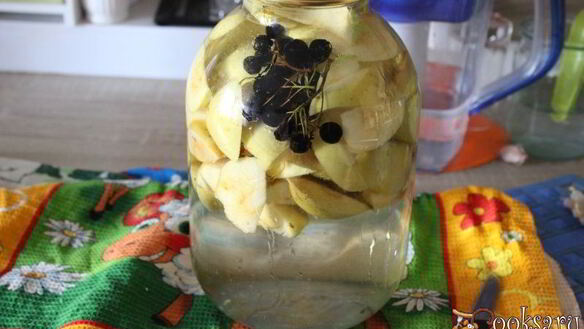 ШАГ 2. яблочный компот с черноплодкой на зиму