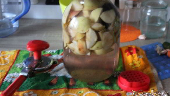 ШАГ 4. яблочный компот с черноплодкой на зиму