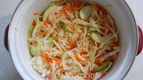 ШАГ 7. квашеная капуста с яблоками