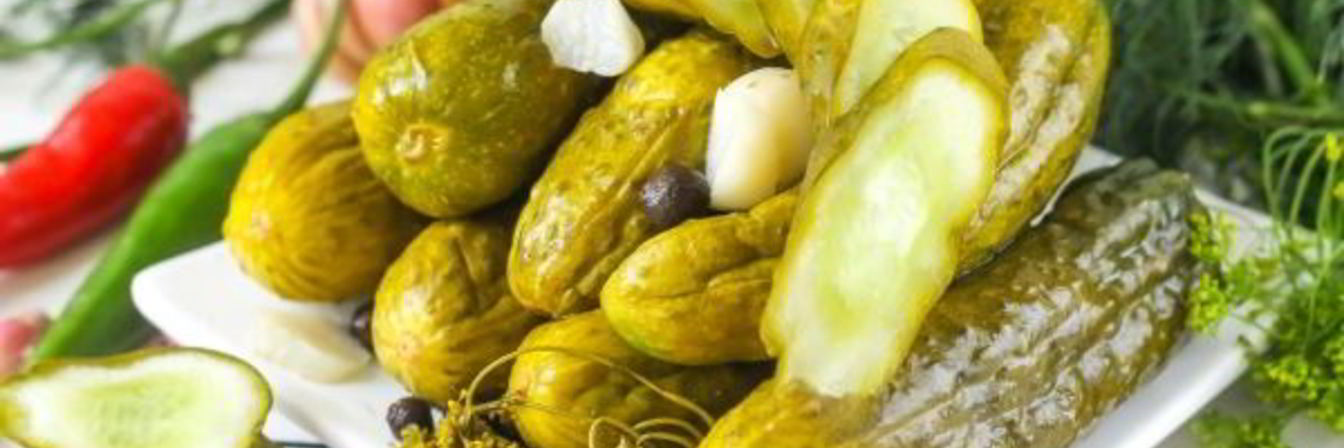 Быстрые маринованные огурцы