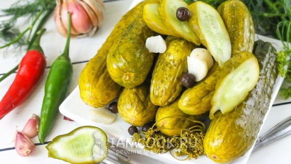 ШАГ 10. быстрые маринованные огурцы