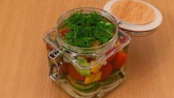 ШАГ 10. черри, огурцы, болгарский перец маринованные по-быстрому