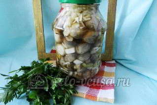 Маринованные шампиньоны