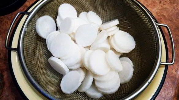 ШАГ 3. дайкон маринованный