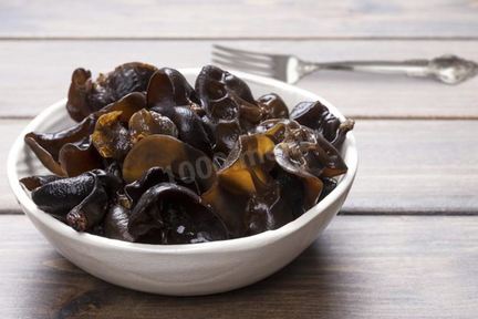 Древесные грибы маринованные