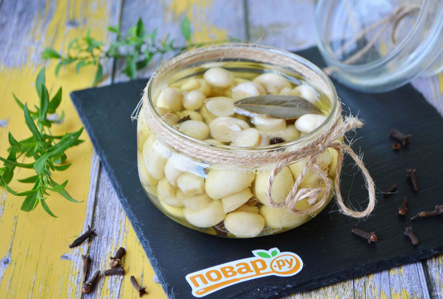 Грибы, маринованные с гвоздикой