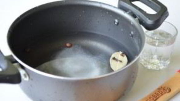 ШАГ 3. грибы, маринованные с гвоздикой