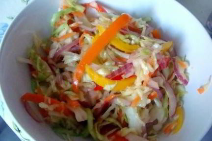 Капуста маринованная с болгарским перцем
