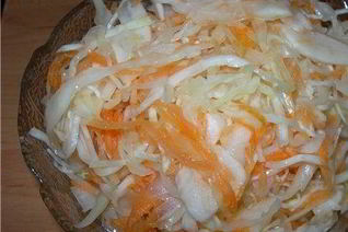 Капуста, маринованная с морковью