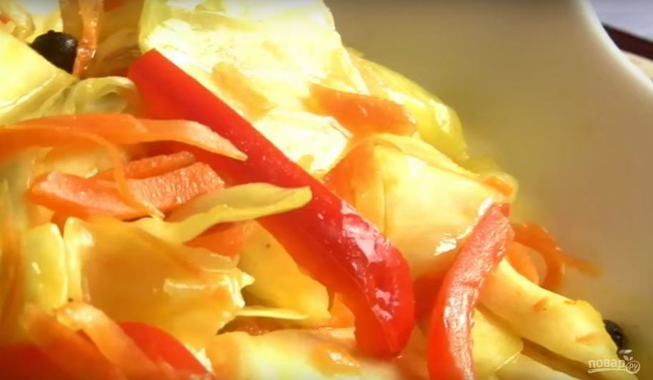 Рецепт капуста, маринованная с перцем и куркумой