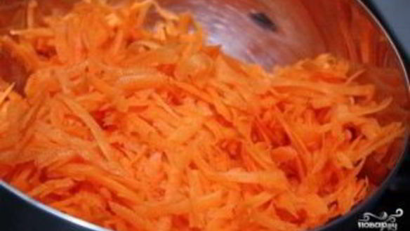 ШАГ 3. маринованная капуста кусочками со свеклой