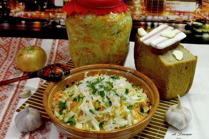 Маринованная капуста с морковью