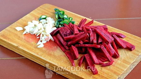 ШАГ 4. маринованная капуста со свеклой