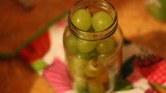 ШАГ 4. маринованный белый виноград