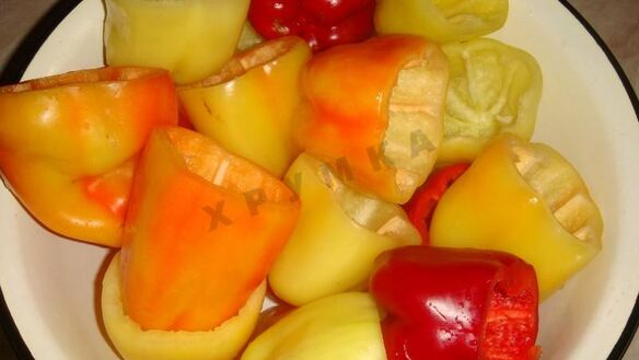 ШАГ 2. маринованный перец с медом на зиму