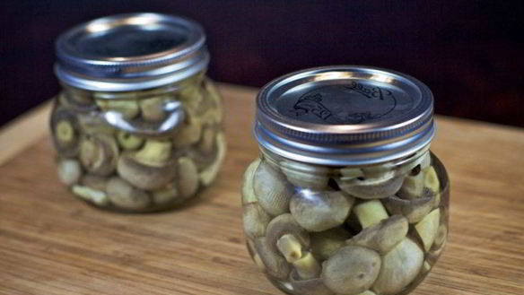 ШАГ 8. маринованные грибы