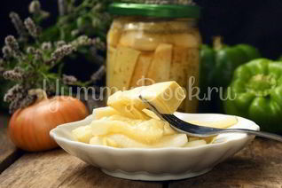 Маринованные кабачки с кетчупом Чили