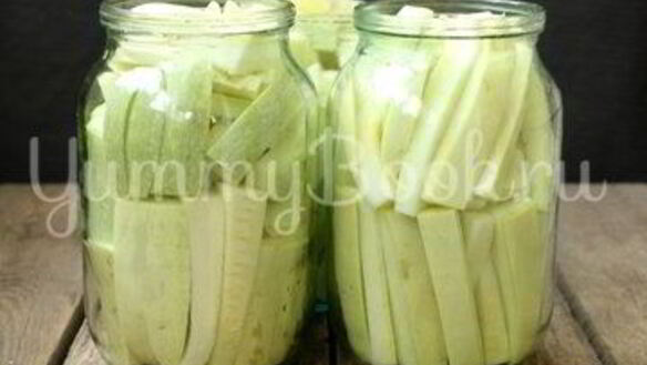 ШАГ 2. маринованные кабачки с кетчупом чили