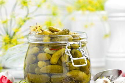 Маринованные огурцы с острым перцем