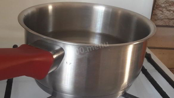 ШАГ 4. маринованные огурцы в банках с гвоздикой