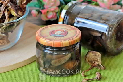 Маринованные подосиновики