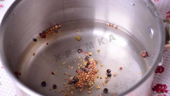 ШАГ 5. маринованные шампиньоны с овощами