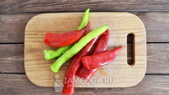 ШАГ 3. перец острый, маринованный холодным способом