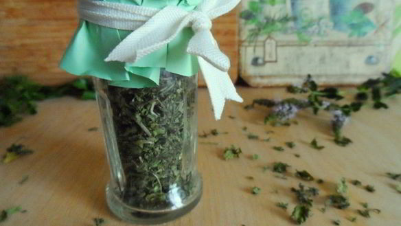 ШАГ 4. сушеная зелень на зиму