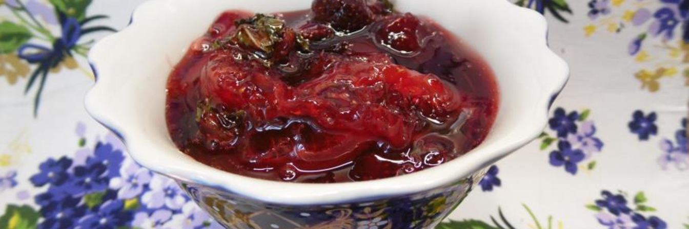 Клубничное варенье с апельсинами и мятой