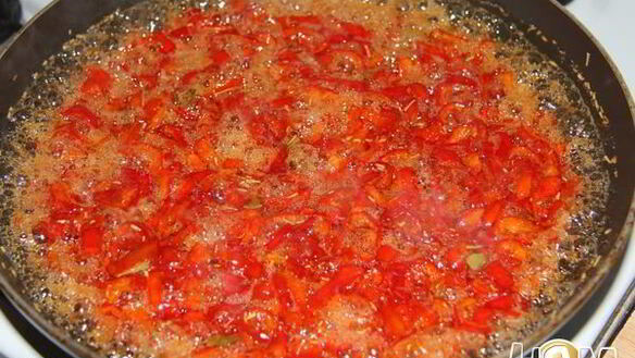 ШАГ 5. конфитюр из перца к мясным блюдам