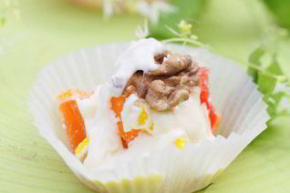 Цукаты в белом шоколаде с грецкими орехами