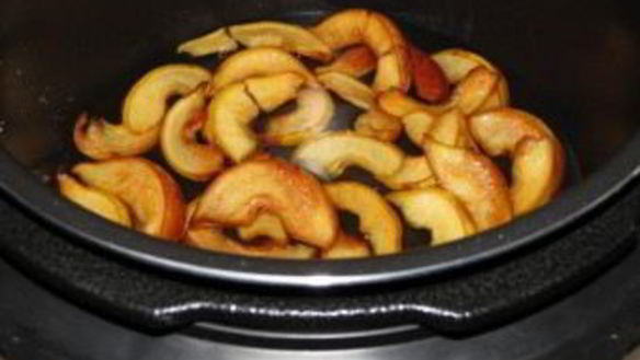 ШАГ 3. варенье из айвы в мультиварке