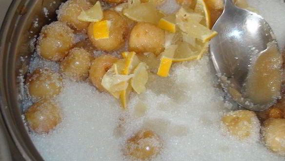 ШАГ 4. варенье из белой черешни