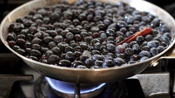 ШАГ 4. варенье из черники с лимоном